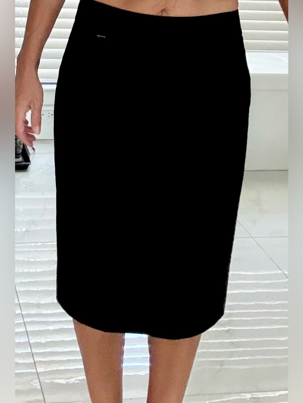 Calvin Klein Classic Black Pencil Skirt - Sleek Women's Workwear
